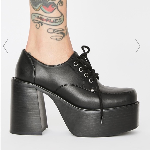 Platform heels - Picture 2 of 4